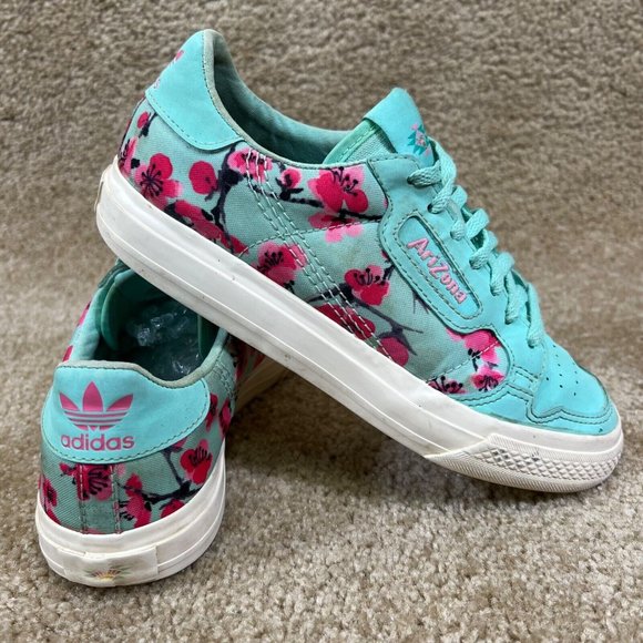ADIDAS Collab w/ ARIZONA TEA Green Floral Womens Sz 4.5 EF9075 Shoes Sneakers - Picture 1 of 10